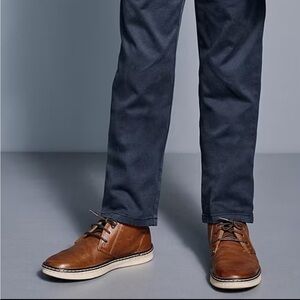 Johnston & Murphy Youth Boys Chukka Boot - Size 6.5